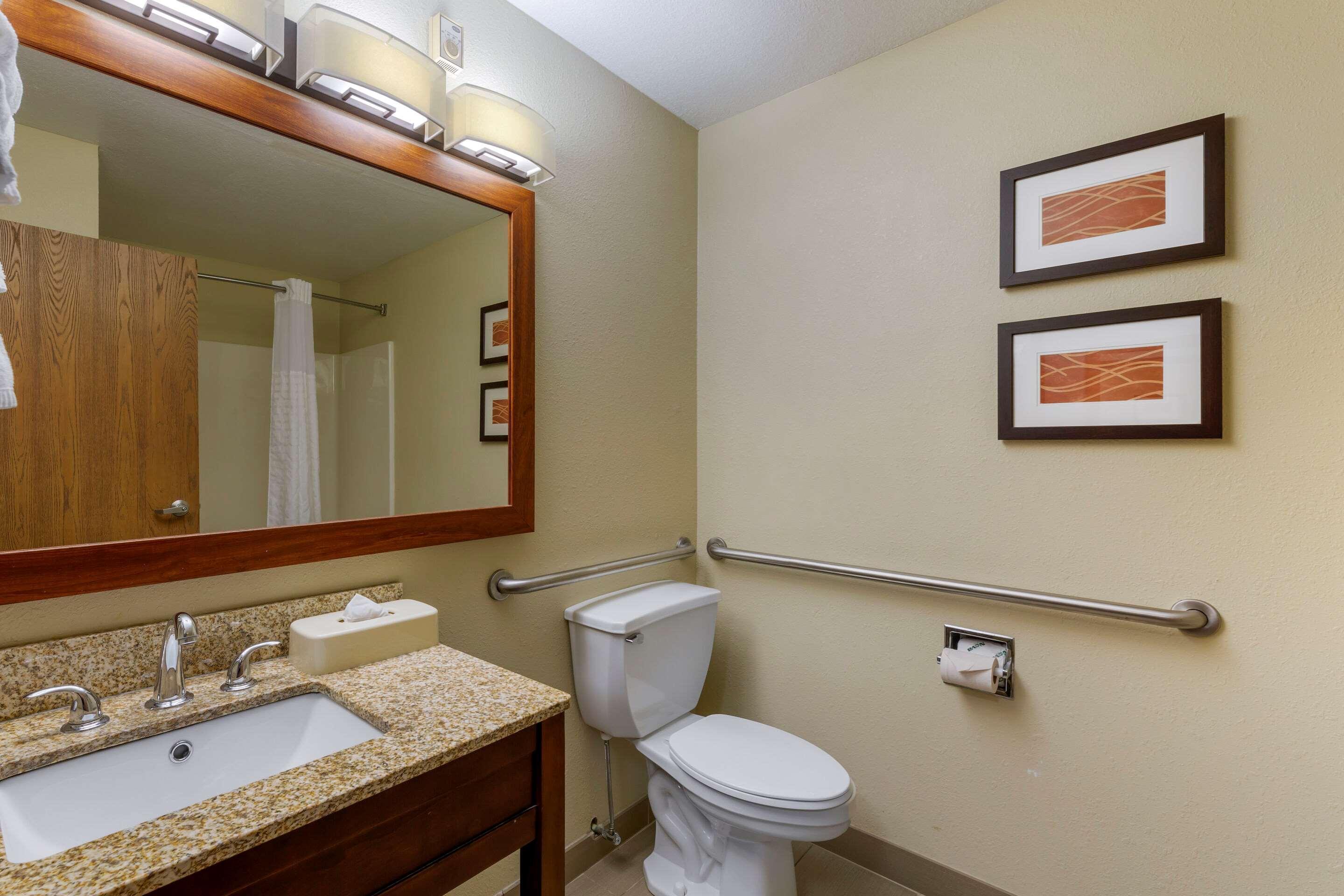 Comfort Inn River'S Edge Huron Exterior foto