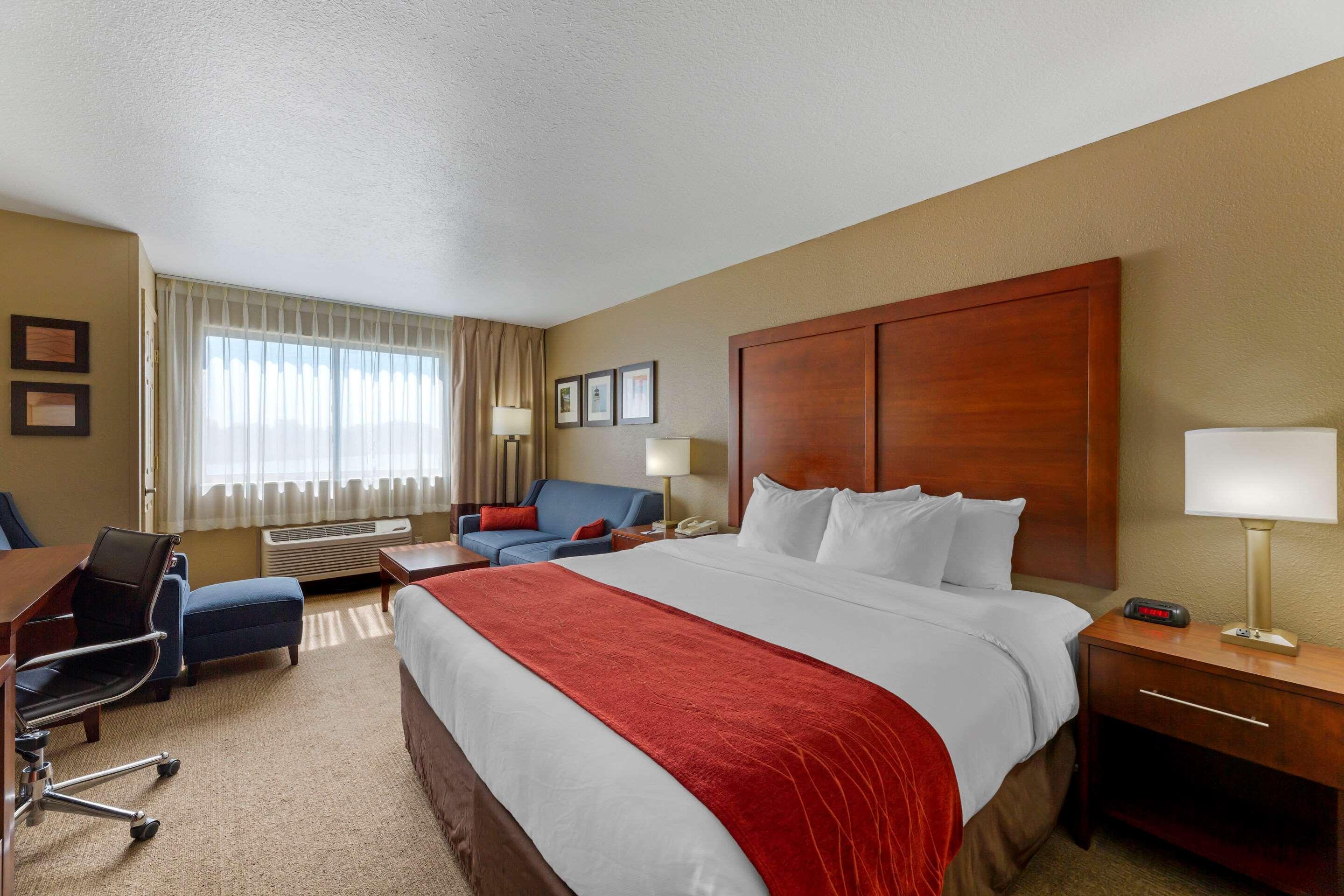 Comfort Inn River'S Edge Huron Exterior foto