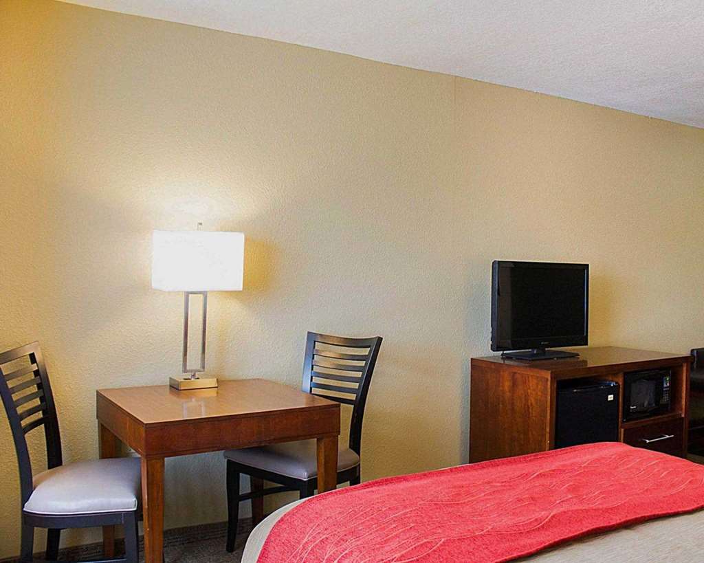 Comfort Inn River'S Edge Huron Habitación foto